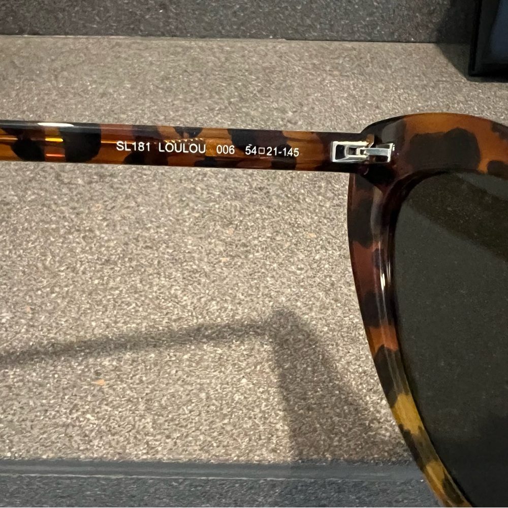 SAINT LAURENT 54MM Heart Shape Cat Eye Tortoise Sunglasses in HAVANA, NEW - Picture 12 of 16